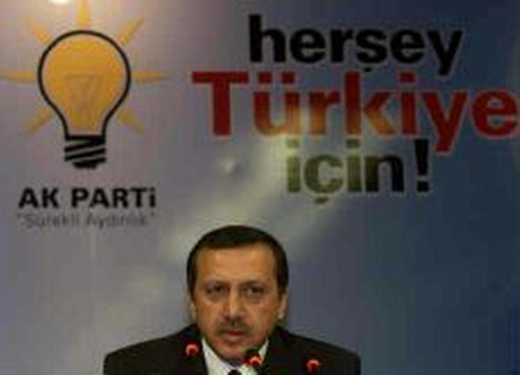 Tyrkiets premierminister, Tayyip Erdogan, er igen på talefod med USA 