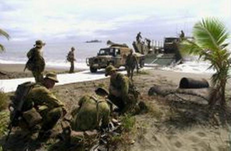 Australske soldater på Red Beach. - Foto: AP 