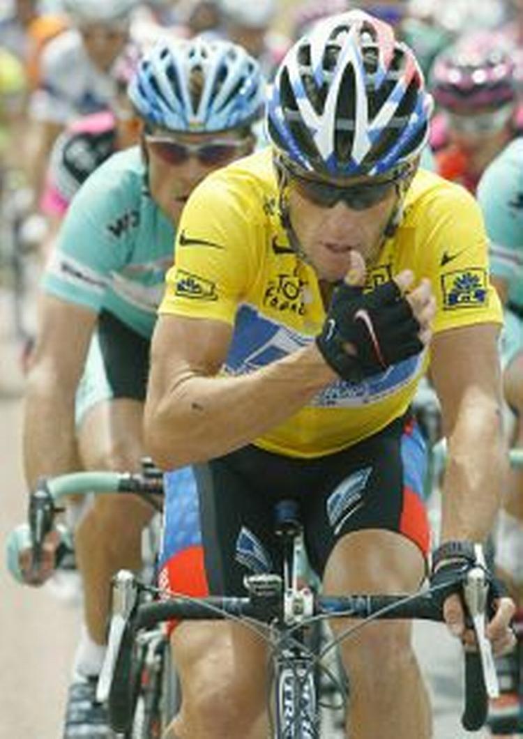 Mesteren og udfordren. Lance Armstrong og Jan Ullrich. - Foto: AP 