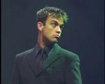 Robbie Williams måtte sige undskyld til sine svenske fans efter at have svinet dem til i København. - Foto: Johnny Frederiksen 