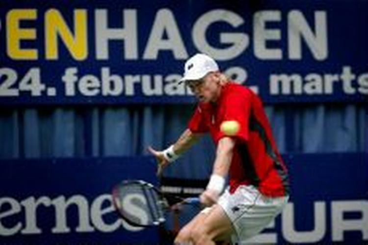 Dansk Tennisforbund vil gøre tennis til en holdsport, så der kan komme nye talenter efter Kenneth Carlsen. - Arkivfoto: Peter Hove Olsen. 