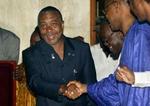 Præsident Charles Taylor har flere gange lovet at gå i eksil i Nigeria, men men nu bekræfter han, at det vil ske 11. august klokken 11.59. - Foto: AP 