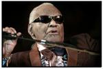 Ray Charles, da han i 2001 optrådte på Plænen i Tivoli. Nu ligger han under dynen. - Arkivfoto: Morten Langkilde. 