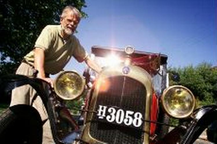 Smedens bil, en Citroën C 5HP fra 1923, har fået et nyt hjem i Brønshøj. Lars Cramer-Petersen overtog bilen i 1993, og da var den stadig i forbavsende god stand. - Foto: Martin Lehmann 