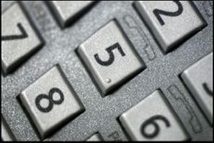 Ifølge IT- og Telestyrelsen taler en del for, at det er muligt for teleselskaberne at komme frem til en løsning, der ikke sender opkaldene på tværs af landegrænser til de dyre takster. - Foto: Thomas Borberg 