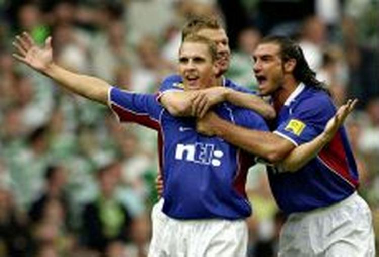 Løvenkrands, som han gerne ser sig selv i onsdagens drama mod FCK: Som målscorer. - Foto: AP 