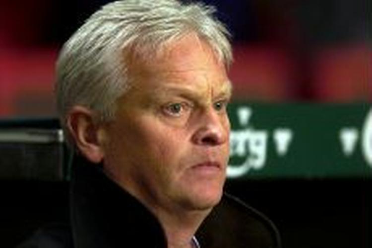 'Vi tør ikke gå efter 0-0, fordi vi risikerer at tabe 0-1 på et mål i det 87. minut', siger Hans Backe. - Foto: Jens Dresling!     � 