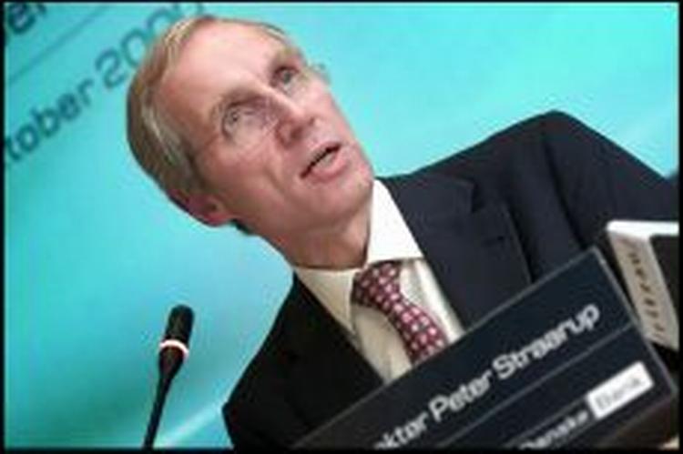 Ordførende direktør i Danske Bank Peter Straarup kan glæde sig over et milliard overskud i årets første halvår. - Foto: Thomas Borberg 