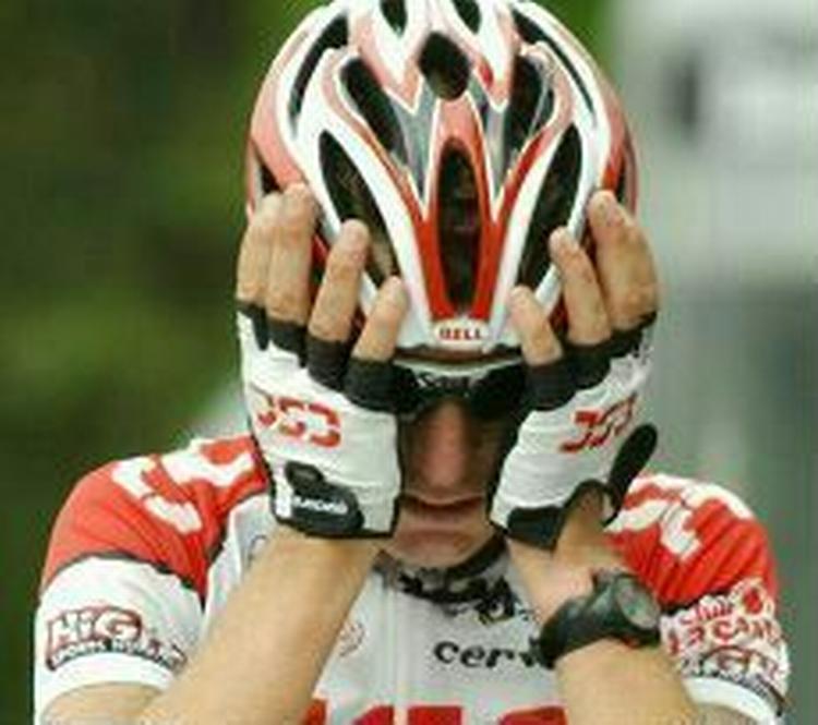 Tyler Hamilton brækkede kravebenet under Tour de France. Nu er den gal med hoften. - Foto: AP 