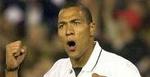 Norske John Carew har tilsyneladende forladt landsholdslejren. - Arkivfoto: AP 