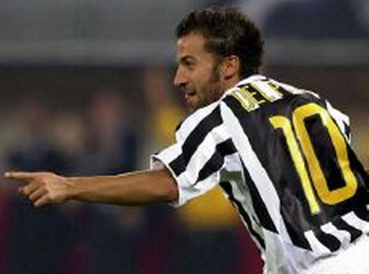 Del Piero efter at have bragt Juventus foran mod Galatasaray. - Foto: AP 
