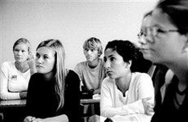 Elever i 3. x på Helsingør gymnasium har deltaget i Politikens test. - Foto: Pelle Rink 