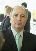 Ahmed Chalabi blev af mange betragtet som USA's marionet. - Foto: AP 