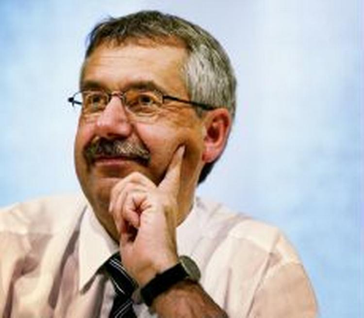 Hans Chr. Schmidt har bl.a. tilgodeset Sommersted Skole - den skole, ministeren har orlov fra. - Foto: Thomas Borberg 