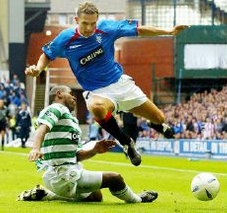 Danske Peter Løvenkrands, der netop er udtaget til landsholdet, kunne ikke afholde Celtic fra at score. - Foto: AP 