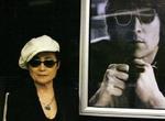 Yoko Ono ved lanceringen af DVD'en om John Lennon. Foto: AP 