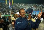 Rwandas nuværende præsident Paul Kagame, leder af RPF-partiet. Her lader han sig hylde efter valgsejren i august. - Foto: AP 