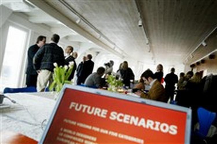. Designfestivalen INDEX: er kommet så langt i sin planlægning, at arrangørerne bag i går kunne præsentere de tolv topdesignnavne, der skal sidde i festivalens rådgivningspanel.   Foto: Jan Grarup 
