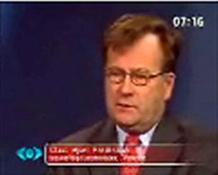 Så sent som i de tidlige morgennyheder på TV-Avisen forsvarede beskæftigelsesminister Claus Hjort Frederiksen indgrebet. - Foto: TV-Avisen 