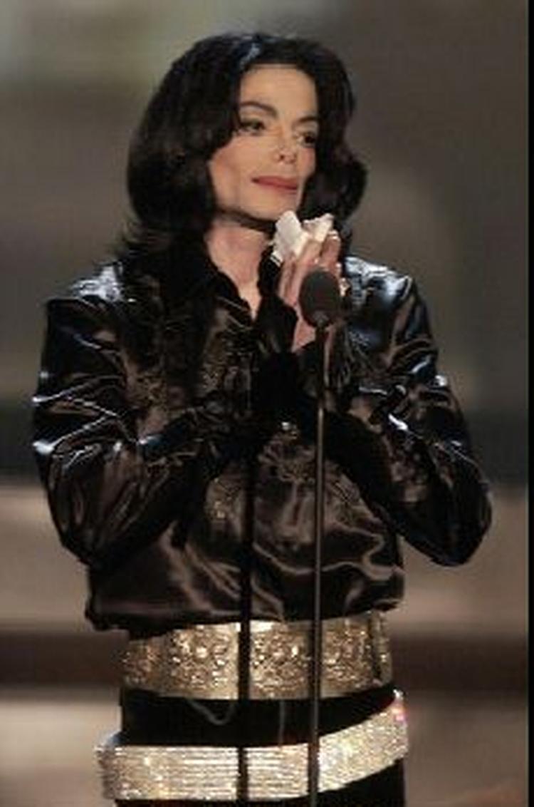 Michael Jackson er mistænkt for at have misbrugt en 12-årig dreng. - Foto: AP 