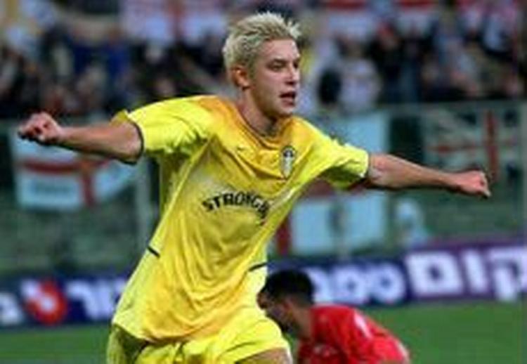 Alan Smith missede landskampen mod Danmark på grund af flaskesagen. - Foto: AP 