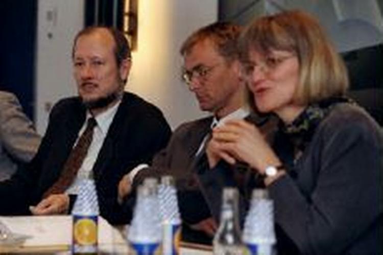 Professor ved Handelshøjskolen i Århus og tidligere vismand, Nina Smith, mener, at regeringen må gribe ind, hvis de ældre skal fastholdes på arbejdsmarkedet. - Foto: Morten Langkilde 