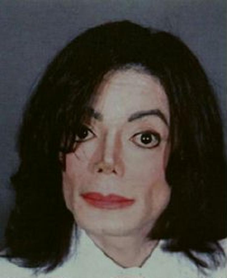 Michael Jackson er »fuldstændig uskyldig«, mener Elisabeth Taylor. - Foto: AP 