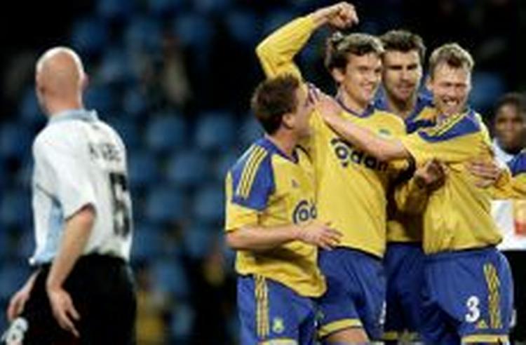 Per Nielsen jubler over sin scoring til 1-0. - Foto: Pelle Rink 