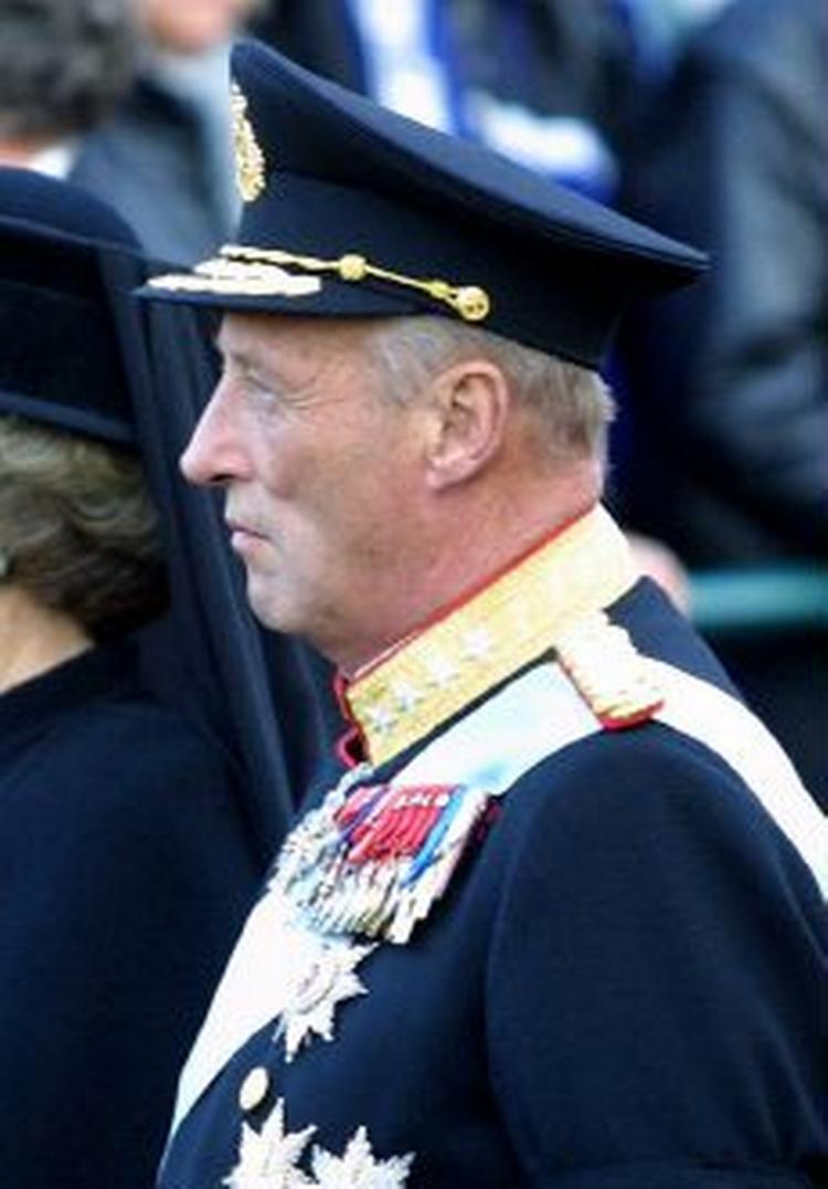 Kong Harald er ifølge de norske læger ved godt mod. - Foto: Claus Lunde 
