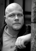 Lars Borgholt, der lever af at være medejer af et rengøringsfirma, håber senere at kunne tjene penge på hjemmesiden. »Men det er ikke drivkraften«, siger han. - Foto: Jens Dresling 