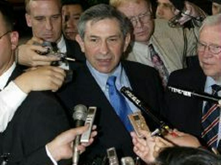 Wolfowitz har lavet en liste over, hvilke lande, der må få del i genopbygningskontrakterne i Irak. - Foto: AP 