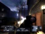 Som leder af tre andre kommandosoldater skal man i  Rainbow Six 3  være taktisk tænkende og hurtigt på aftrækkerfingeren. Du kan sågar give de computerstyrede kollegaer verbale ordrer ved at råbe "move" ind i headsettet 