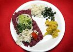 De kan deres 'old school' smørrebrød på Café Toldboden. Til genæld kommer man til at kigge forgæves efter nyskabelser som chorizo-sylte med confit af svinekæber i ananassky. Hvilket er godt det samme. - Foto: Morten 