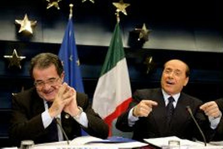 Det store problem som Silvio Berlusconi skal løse er magtfordelingen i EU's ministerråd, hvor Polen og Spanien kategorisk nægter at acceptere det forslag, der er til forhandling. - Foto: Miriam Dalsgaard 