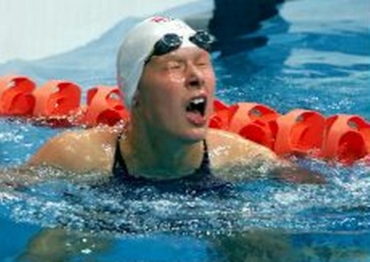 Bronzemedaljen er den 18-årige svømmers anden medalje ved et stort seniormesterskab - den første var sølvmedaljen i 100 meter ryg ved VM i Barcelona i sommer. - Arkivfoto: Jens Dresling 