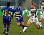 Nedved (stribet) scorede en enkelt gang i 4-0-sejren over Parma. - Foto: AP 