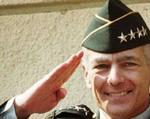 Clark vidner i dag mod Milosevic i Haag. Clark er et af de højest profilerede vidner. - Foto: AP 