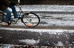 Cyklisterne i Københavns Kommune kørte mandag på ren is på byens cykelstier.   Foto: Finn Frandsen 