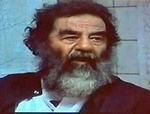 Billederne af den tilfangetagne Saddam Hussein har ført til mange spekulationer. - Foto: AP 