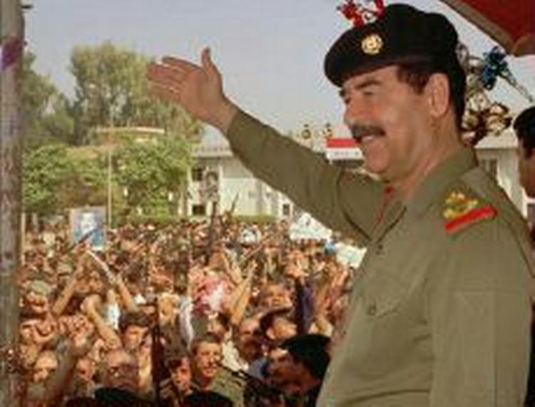 Saddam Hussein blev hjulpet til magten til af en række lande fra Vesten. - Foto: AP 