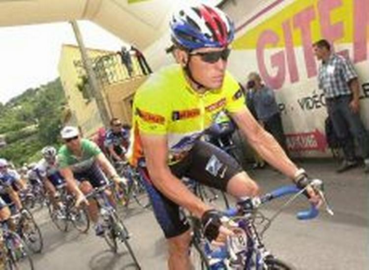 Amstrong vil forsøge at hente sjette sejr i Tour de France. - Foto: AP 
