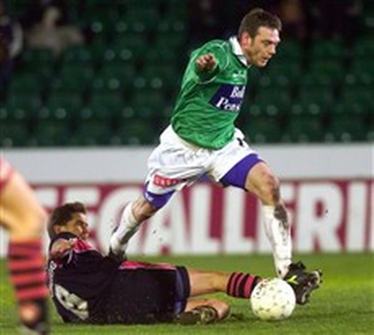 Den lille træner i maven på Heine Fernandez skal nu ud under nordlige himmelstrøg.   Foto: Jens Dresling 