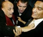 Den egyptiske minister, Ahmed Maher, gik nærmest i panik under overfaldet. - Foto: AP 