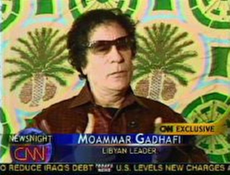 Gaddafi håber, at USA vil ophæve sanktionerne, så Libyen kan bruge sin ekspertise i teknologi og industri »til fredelige formål«. - Foto: AP 
