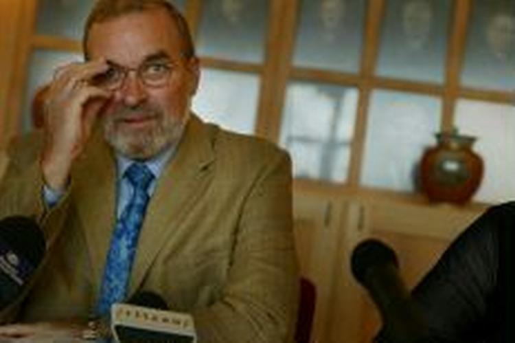 Hans Jensen mener, at arbejdsløsheden er det største problem for velfærden. - Foto: Claus Lunde 