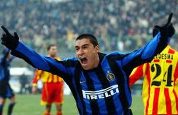 Ivan Cordoba jubler efter at have bragt Inter foran i hjemmekampen mod Lecce. - Foto: AP 