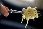 Mest pasta eller kød? Forskere skal undersøge, om de gamle kostråd skal revideres. - Foto: Thomas Borberg 