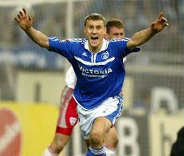Det er længe siden, Ebbe Sand har fejret triumfer med Schalke 04. - Foto: AP 