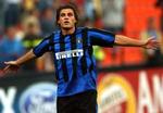 Christian Vieri der spiller i Inter, er et varmt navn på spillerbørsen. - Foto: AP 