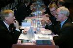 Strukturkommissionen fremlagde sine 1600 sider i Vingsted-Centret. - Foto: Lars Skaaning 